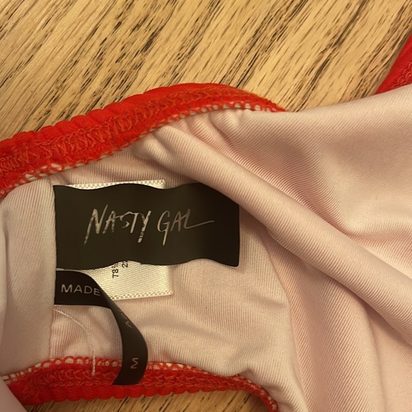 ♻️DONATED DEC. 2023♻️ 
Nastygal high cut one piece swimsuit size M - Picture 4 of 5